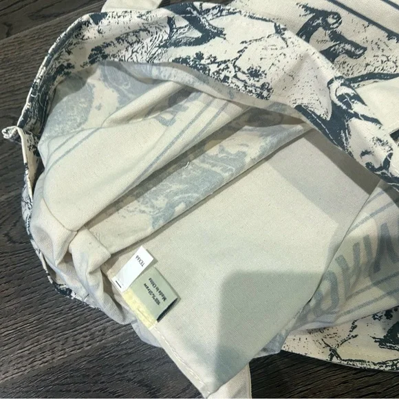 Dior Tiger Tote Bag - Picture 6 of 8